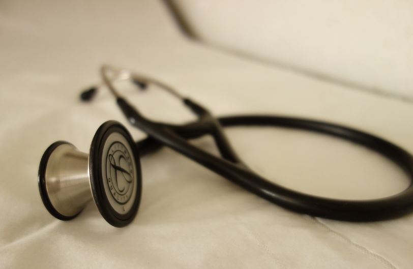 Dream about going to medical school: 4 main meanings explained