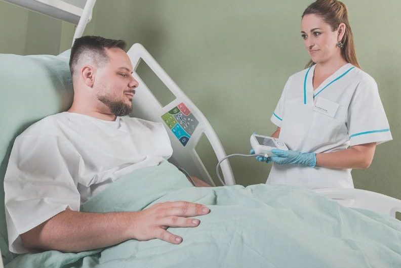 Dream about a nurse: 8 main meanings explained