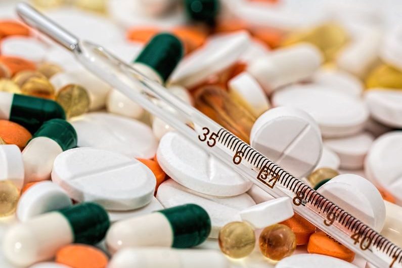 Dreaming about Cold Medicine: 13 Main Meanings Explained