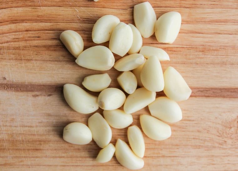 Dream about rotten garlic