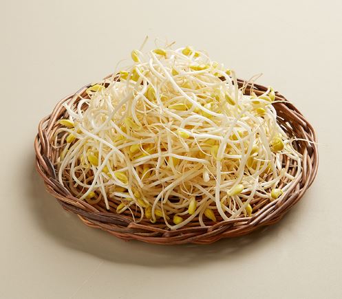 Dream about receiving sprouts: 8 main meanings explained