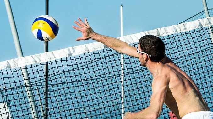 Dream about playing volleyball: 20 types and their interpretations