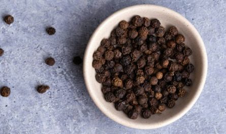 Dream about black pepper: 40 scenarios and their interpretation