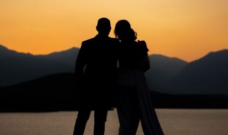 Dream about having a relationship with an ex-boyfriend: 5 Main Meanings Explained