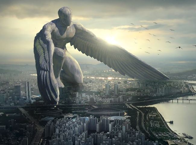 Dreaming about getting bigger in your body: 5 Main Meanings Explained