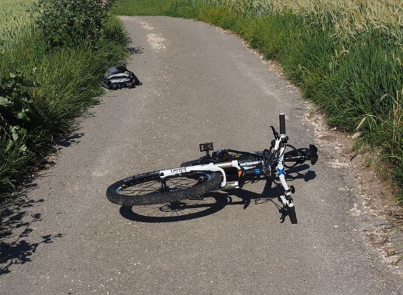 Dream about fainting: 6 Main Meanings Explained