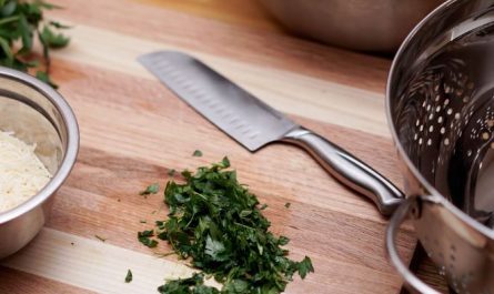 Dream about broken knife: 5 Main Meanings Explained