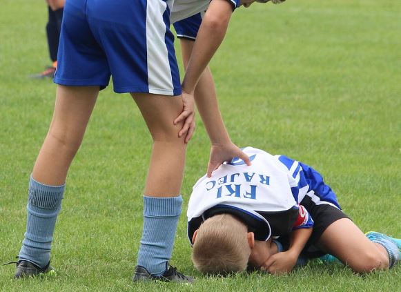 Dream about fractures: 5 Main Meanings Explained