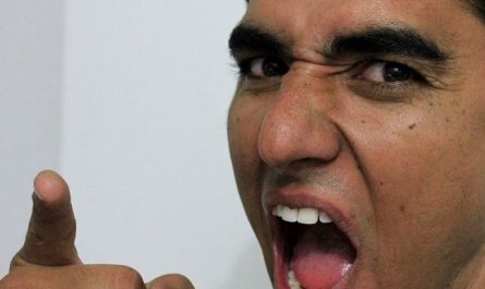 Dream about celebrities being angry : 5 Main Meanings Explained