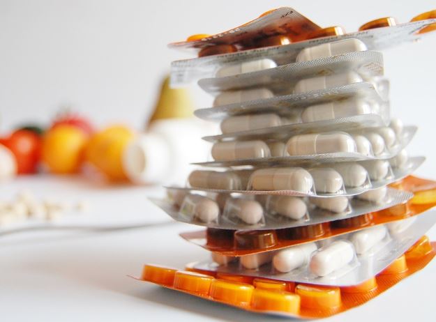 Dream about pills : 5 Main Meanings Explained