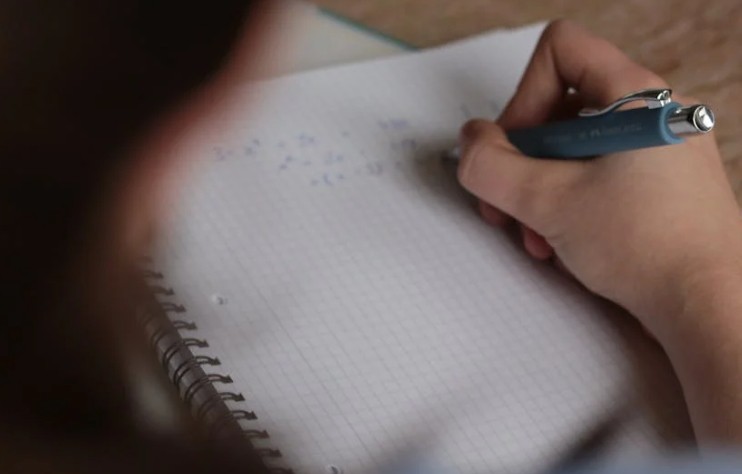 Droom over het niet halen van een examen – 22 betekenissen en symbolen