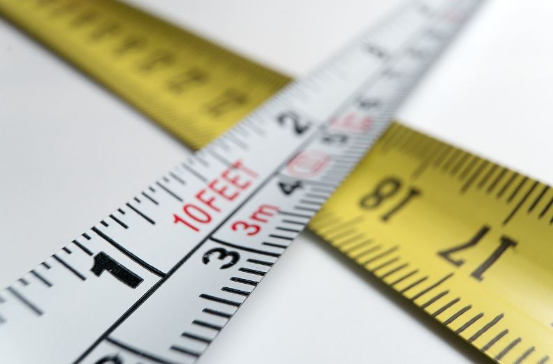 Dreaming about Measuring Height: 6 Main Meanings Explained