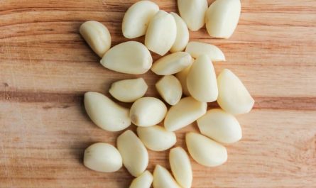 Dream about rotten garlic