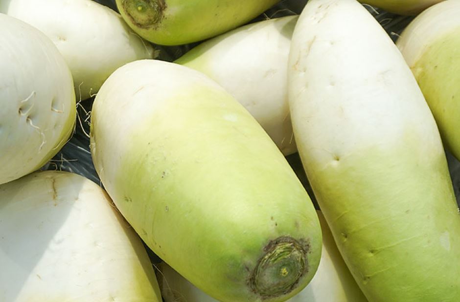 Dreaming of a large radish: 27 main meanings explained