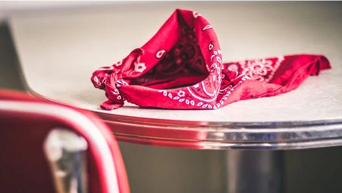 Dream about handkerchiefs: 35 scenarios and their interpretations