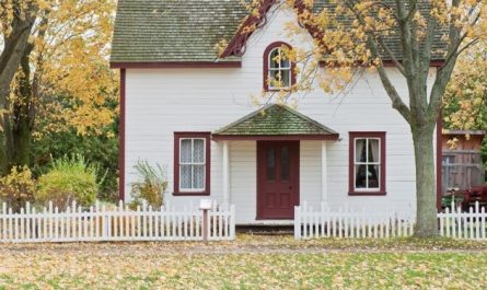 Dreaming of a childhood home: 57 scenarios and their interpretations