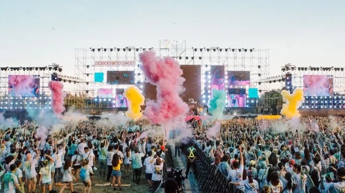 Dreams about festivals: 33 scenarios and their interpretations