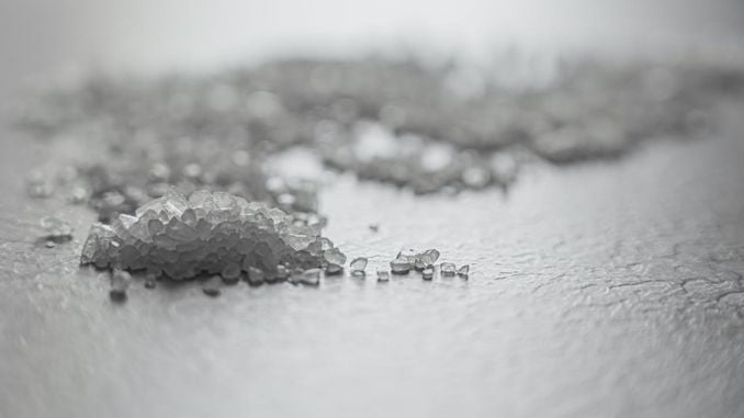 Dream about salt: 97 scenarios and their interpretation