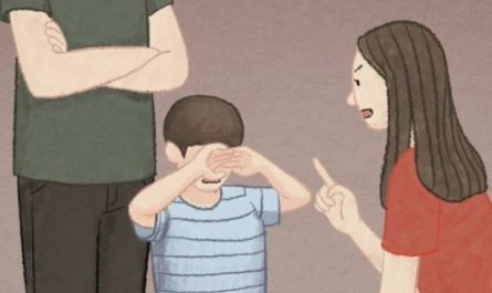 Dream about hitting a child: 5 Main Meanings Explained