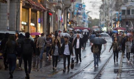 Dream about hitting an umbrella: 5 Main Meanings Explained