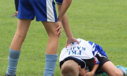 Dream about fractures: 5 Main Meanings Explained