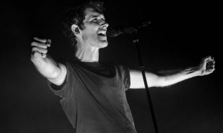 Dream about celebrities : 5 Main Meanings Explained