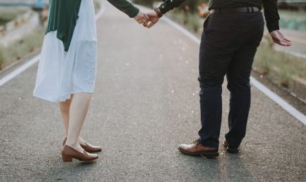 Dream about dating a celebrity : 5 Main Meanings Explained