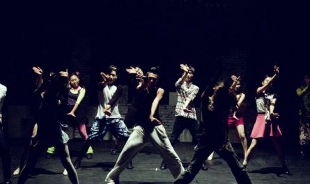 Dream about dancing with a celebrity : 5 Main Meanings Explained