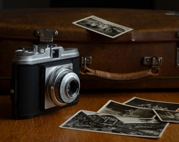 Dream about photo with a celebrity : 5 Main Meanings Explained