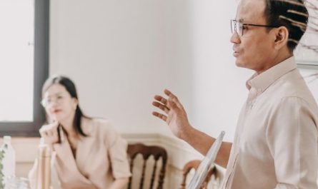 Dream about dating a colleague : 5 Main Meanings Explained