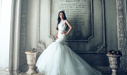 Dream about wedding dress : 32 Main Meanings Explained