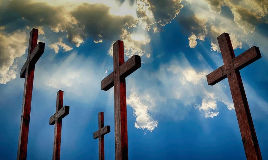 Dream about a cross : 13 Main Meanings Explained