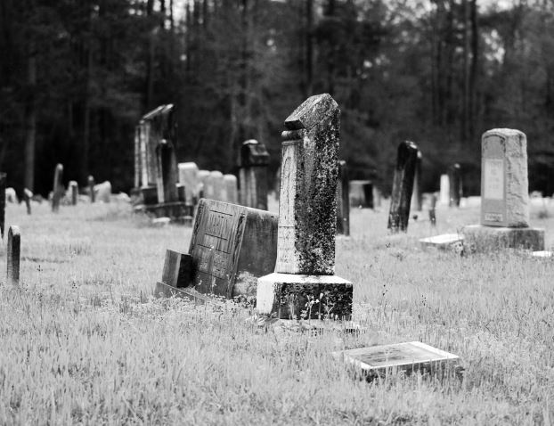 Dreaming of receiving condolence : 14 Main Meanings Explained