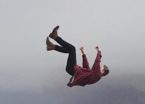 Dream about falling from a height : 19 Main Meanings Explained