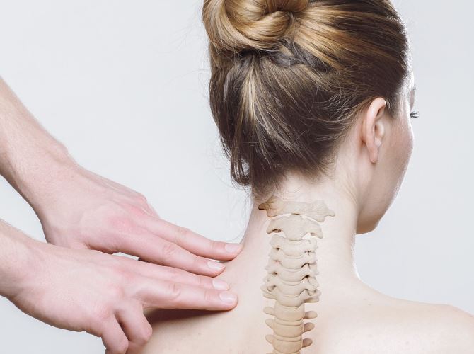 Dream about having your throat cut : 14 Main Meanings Explained