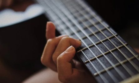 Dreaming of Chords: 14 Meanings and Symbols