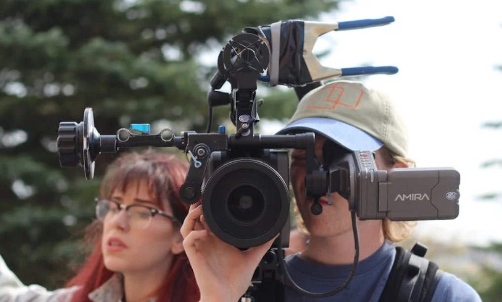 Dream about a work being seen: 6 meanings and symbols