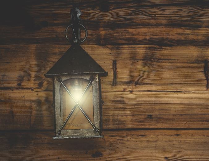 Dreaming of Light : 11 meanings and symbols