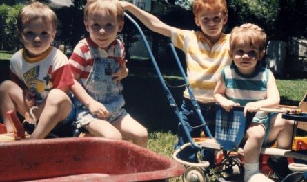 Dreaming of a Cousin : 12 meanings and symbols