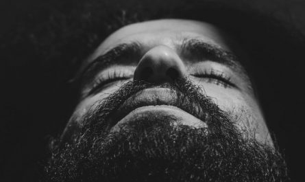 Dreaming of a Beard : 14 meanings and symbols