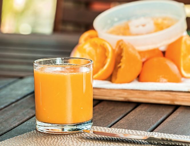 Dreaming of Fruit Juice : 12 meanings and symbols