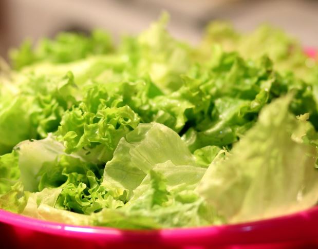 Dreaming of Lettuce : 14 meanings and symbols