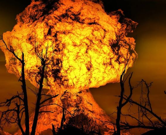 Dreaming of an Explosion : 11 meanings and symbols