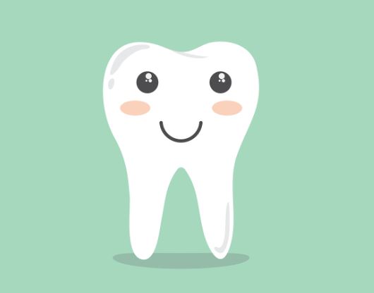 Dreaming of Losing Upper Teeth : 7 meanings and symbols