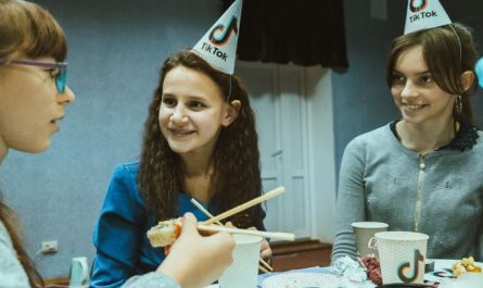 Dreaming of a Party : 12 meanings and symbols