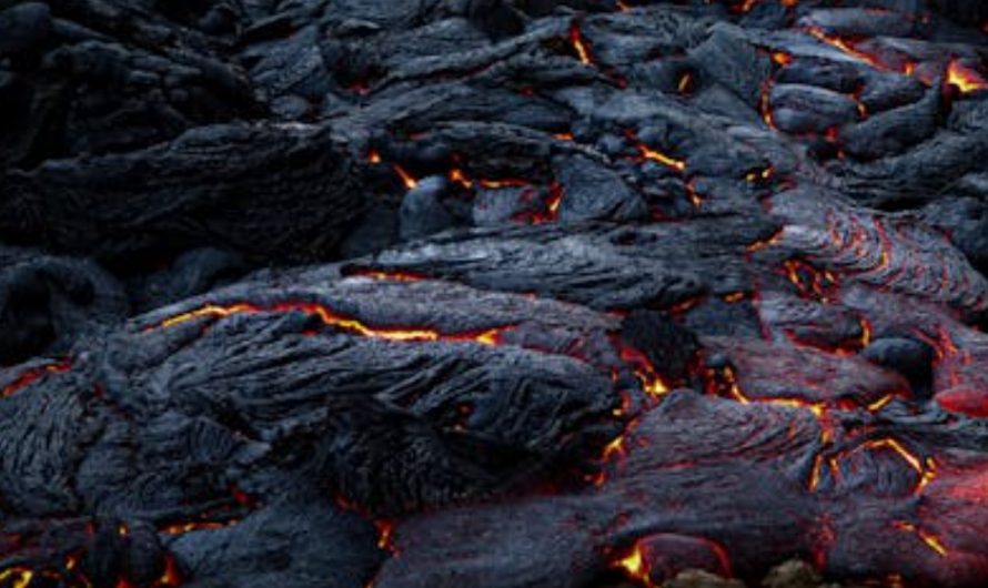 Dreaming of Lava : 8 meanings and symbols