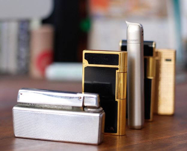 Dreaming of a Lighter : 14 meanings and symbols