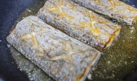 Dreaming of Ribbonfish : 10 meanings and symbols