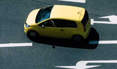 Dreaming of a Used Car: 8 Meanings and Symbolisms