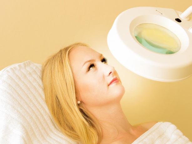 Dreaming of Acne: 9 Meanings and Symbolisms